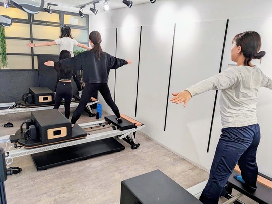 ヨガ・ピラティス neko 楽天市場】ヨガワークス ヨガグッズ Yogaworks ヨガブロックA (2